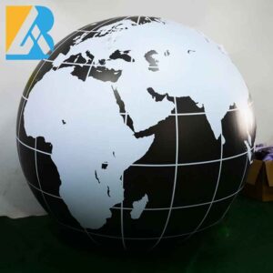 black-white-globe