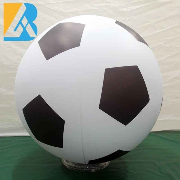 Soccer-Balloon-09